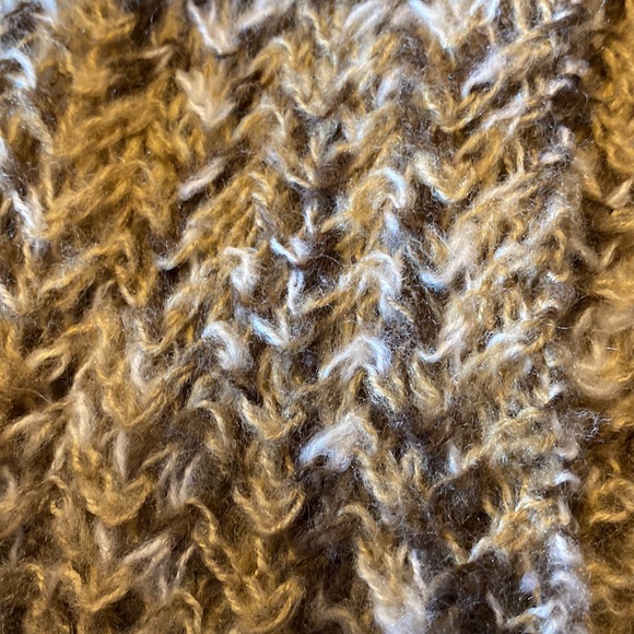 Crochet style infinity scarf - Picture 2 of 3